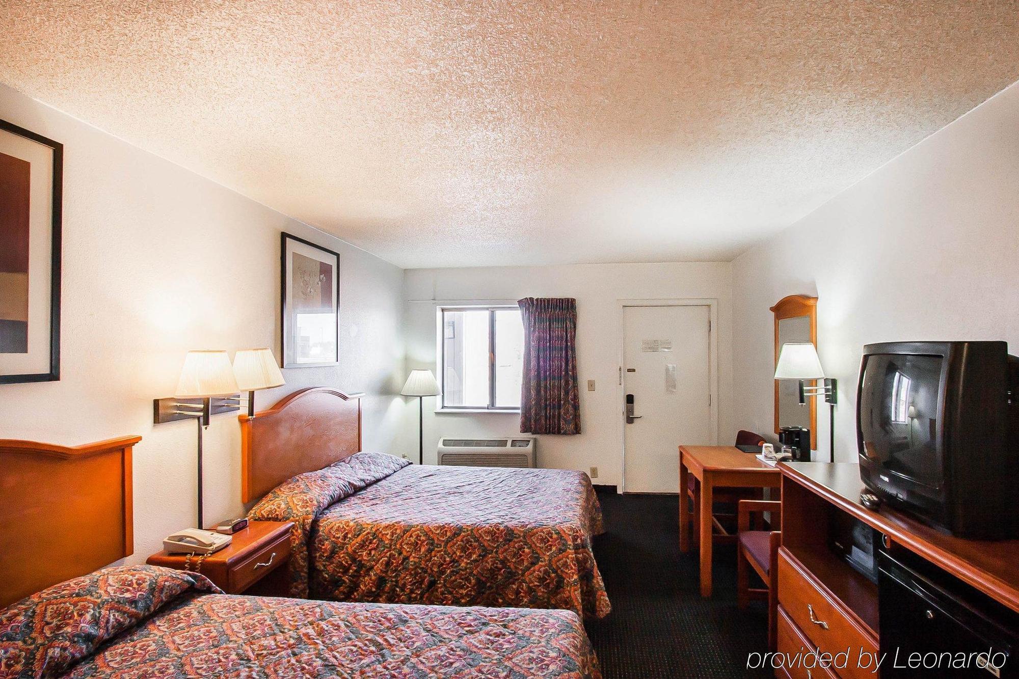 Rodeway Inn Effingham Εξωτερικό φωτογραφία