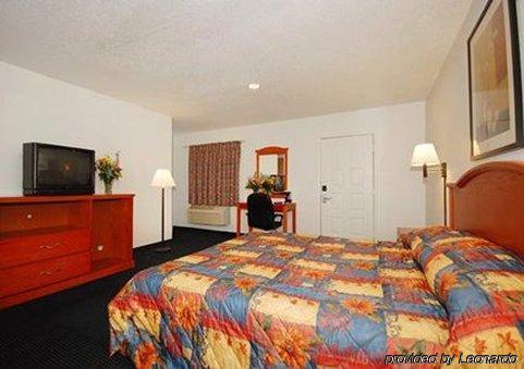 Rodeway Inn Effingham Δωμάτιο φωτογραφία