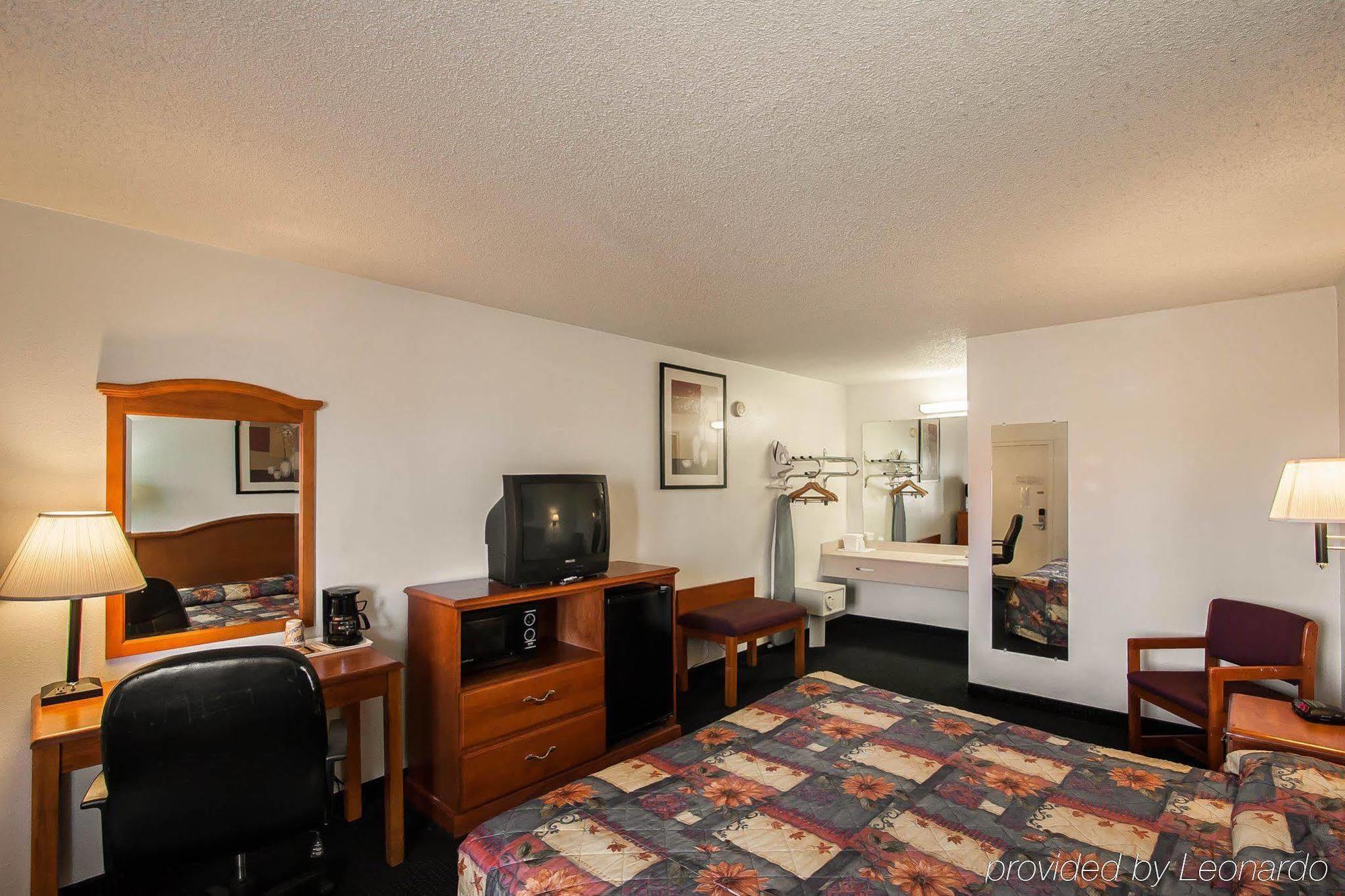 Rodeway Inn Effingham Εξωτερικό φωτογραφία